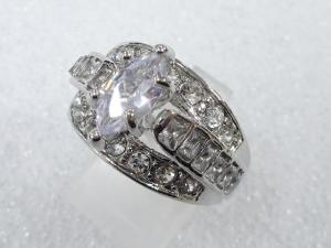 クリスタル　指輪(20号)